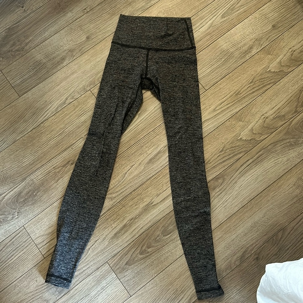 lulu lemon align legging amazing condition size 2